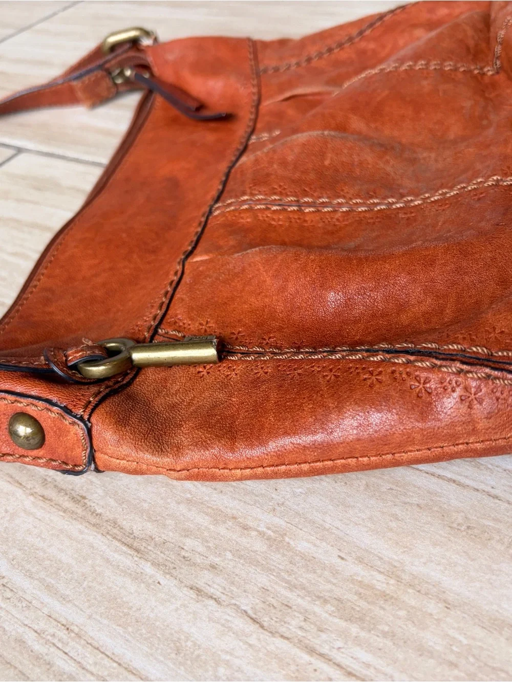 Fossil vintage cognac